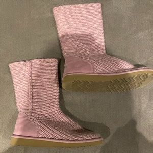 UGG - Women’s Classic Knit Pink Crochet Boot